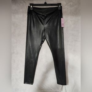 Faux leather leggings